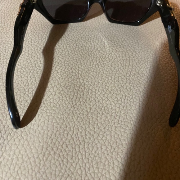 RARE VINTAGE VERSACE SUNGLASSES - Picture 2 of 7
